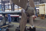 controllable pitch propeller