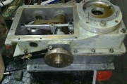 hydraulic relay