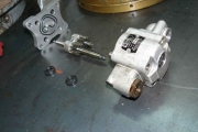 hydraulic relay